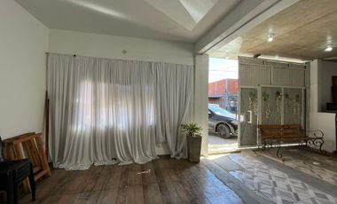 VENDO LOCAL, GALPON, SALON DE EVENTOS. TOMO AUTO