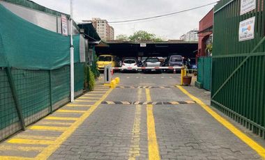 Local comercial en arriendo  en SANTIAGO