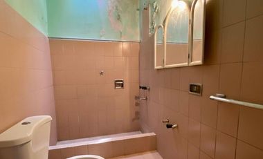 VENTA DE CASA TRES AMBIENTES