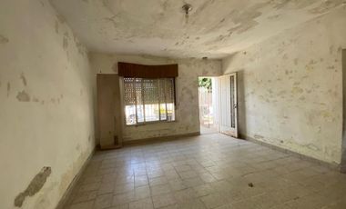 VENTA DE CASA TRES AMBIENTES