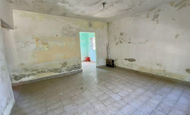 VENTA DE CASA TRES AMBIENTES