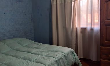 VENTA CASA 3 DORMITORIOS, COCHERA, PATIO Y LOCAL