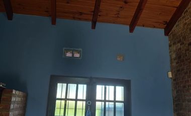 VENTA CASA 3 DORMITORIOS, COCHERA, PATIO Y LOCAL