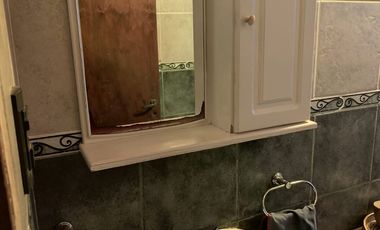 VENTA CASA 3 DORMITORIOS, COCHERA, PATIO Y LOCAL