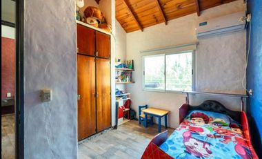 VENTA CASA +8 AMBIENTES EN NÁUTICO ESCOBAR
