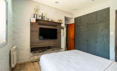 VENTA CASA +8 AMBIENTES EN NÁUTICO ESCOBAR