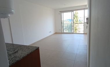 ALQUILER MONOAMBIENTE CON COCHERA EN CASTELAR