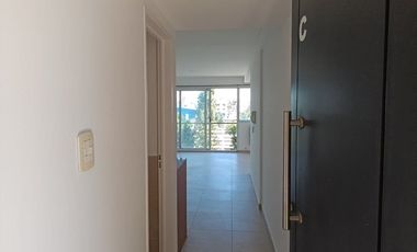 ALQUILER MONOAMBIENTE CON COCHERA EN CASTELAR