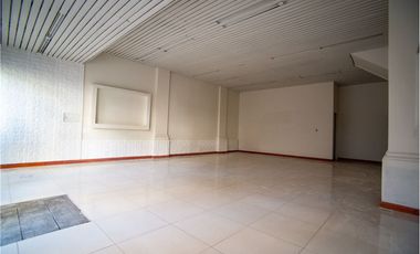 Local Comercial en pleno centro de la ciudad!!!