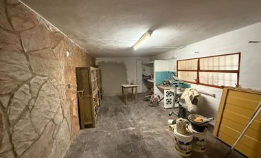 SE VENDE CASA AMEGHINO SUD DOS DORM COCHERA DOBLE