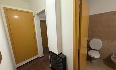 SE VENDE CASA AMEGHINO SUD DOS DORM COCHERA DOBLE