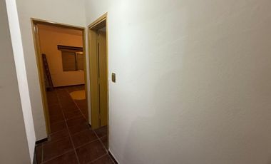 SE VENDE CASA AMEGHINO SUD DOS DORM COCHERA DOBLE