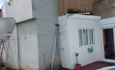 Casa con 7 Dptos: Oportunidad en Cerro Norte