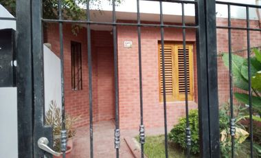 Casa con 7 Dptos: Oportunidad en Cerro Norte