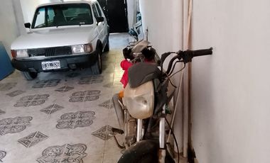 Casa con 7 Dptos: Oportunidad en Cerro Norte