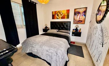 VENTA CASA BARRIO LOS GRANADOS 3 DORM MAS DEPTO