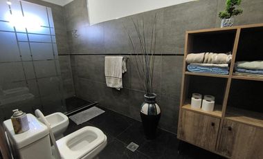 Casa 5 dorm, 2 baños, quincho, B Univ Horizonte