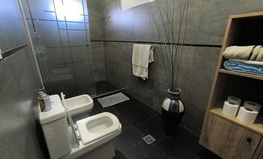 Casa 5 dorm, 2 baños, quincho, B Univ Horizonte