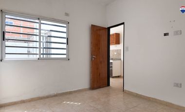 VENTA DPTO 2 AMBIENTES EN BERAZATEGUI