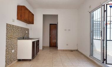 VENTA DPTO 2 AMBIENTES EN BERAZATEGUI