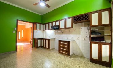 VENTA CASA 4 AMB, VILLA DE MAYO, APTO CREDITO