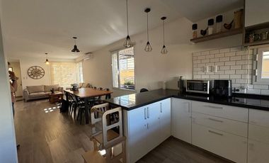 VENTA CASA 3 DORMITORIOS PLOTTIER APTA CREDITO