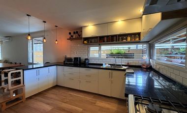 VENTA CASA 3 DORMITORIOS PLOTTIER APTA CREDITO