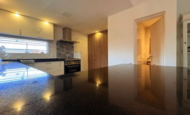 VENTA CASA 3 DORMITORIOS PLOTTIER APTA CREDITO