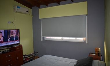 SE VENDE CASA CON PILETA EN LIBERTAD