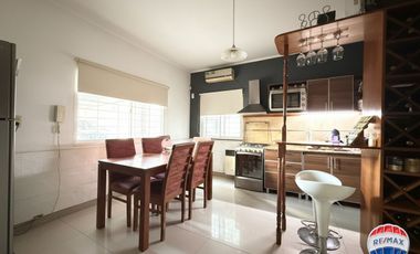 Casa en Venta Quilmes 3 dormi pileta + depto OPORT