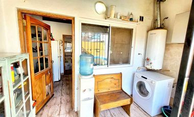 CASA 4  ambientes en venta con JARDIN y PILETA