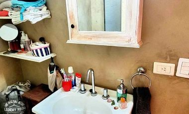 CASA 4  ambientes en venta con JARDIN y PILETA