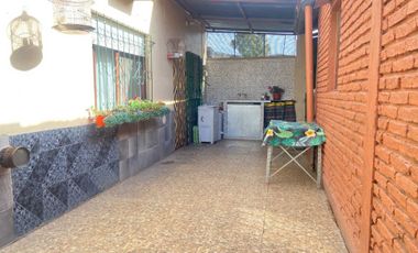 CASA 4 AMBIENTES EN VENTA MERLO PARQUE Y QUINCHO