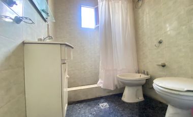 CASA 4 AMBIENTES EN VENTA MERLO PARQUE Y QUINCHO