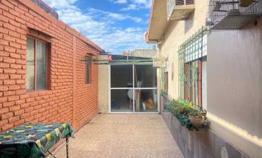 CASA 4 AMBIENTES EN VENTA MERLO PARQUE Y QUINCHO