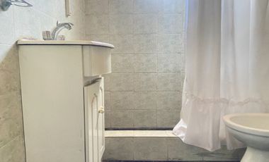 CASA 4 AMBIENTES EN VENTA MERLO PARQUE Y QUINCHO