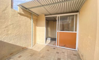 CASA 4 AMBIENTES EN VENTA MERLO PARQUE Y QUINCHO