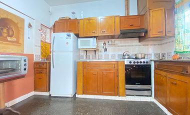 CASA 4 AMBIENTES EN VENTA MERLO PARQUE Y QUINCHO