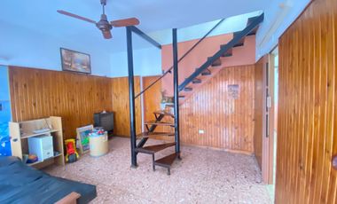 CASA 4 AMBIENTES EN VENTA MERLO PARQUE Y QUINCHO