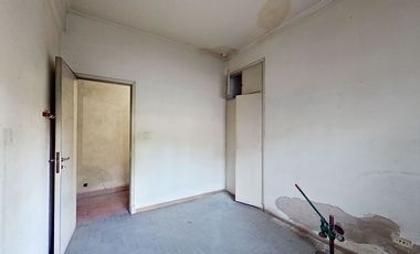 VENTA PH 4 AMB c/dep + terraza propia en Liniers