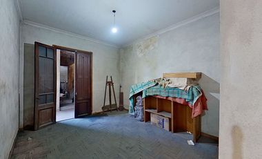 VENTA PH 4 AMB c/dep + terraza propia en Liniers