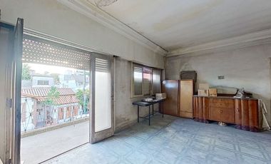 VENTA PH 4 AMB c/dep + terraza propia en Liniers