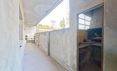 VENTA PH 4 AMB c/dep + terraza propia en Liniers