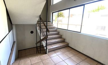 Oficina en Arriendo en Valenzuela Puelma con Antonio Bellet