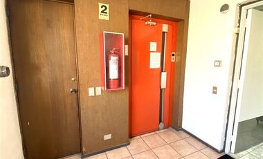 Oficina en Arriendo en Valenzuela Puelma con Antonio Bellet