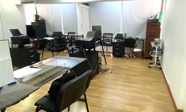 Oficina en Arriendo en Valenzuela Puelma con Antonio Bellet