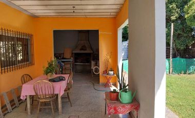 Venta excelente Casa 4 ambientes Libertad Merlo