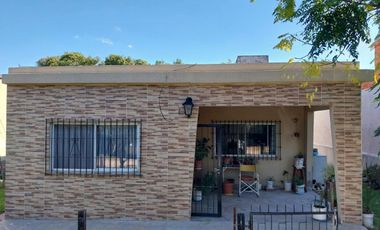 Venta excelente Casa 4 ambientes Libertad Merlo