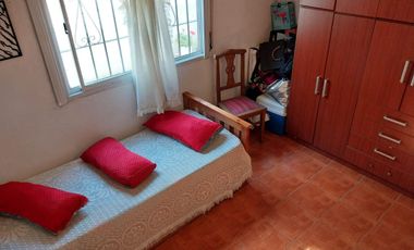 Venta excelente Casa 4 ambientes Libertad Merlo