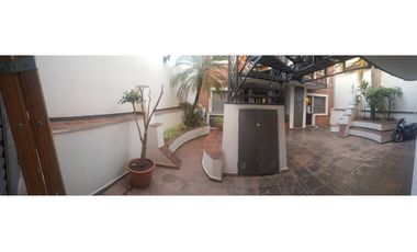 SE ALQUILA DEPARTAMENTO CON PATIO DE 1 DORM EN ALTA CBA